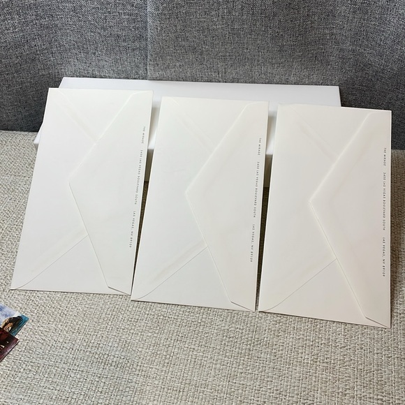 Vintage Mirage Las Vegas post cards & envelopes - Picture 6 of 6